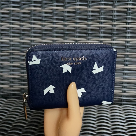 Kate Spade spencer paper boats zip cardholder - Picture 7 of 16